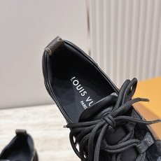 Louis Vuitton路易威登驴牌春夏Sneakerina系列 芭蕾运动鞋 德训鞋 平底鞋 原版三对购入开发完美复 Louis Vuitton路易威登驴牌春夏Sneakerina系列 芭蕾运动鞋 德训鞋 平底鞋 原版三对购入开发完美复