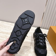 Louis Vuitton路易威登驴牌春夏Sneakerina系列 芭蕾运动鞋 德训鞋 平底鞋 原版三对购入开发完美复 Louis Vuitton路易威登驴牌春夏Sneakerina系列 芭蕾运动鞋 德训鞋 平底鞋 原版三对购入开发完美复