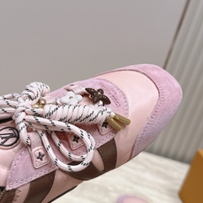 Louis Vuitton路易威登驴牌春夏Sneakerina系列 芭蕾运动鞋 德训鞋 平底鞋 原版三对购入开发完美复 Louis Vuitton路易威登驴牌春夏Sneakerina系列 芭蕾运动鞋 德训鞋 平底鞋 原版三对购入开发完美复