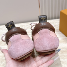 Louis Vuitton路易威登驴牌春夏Sneakerina系列 芭蕾运动鞋 德训鞋 平底鞋 原版三对购入开发完美复 Louis Vuitton路易威登驴牌春夏Sneakerina系列 芭蕾运动鞋 德训鞋 平底鞋 原版三对购入开发完美复