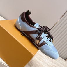 Louis Vuitton路易威登驴牌春夏Sneakerina系列 芭蕾运动鞋 德训鞋 平底鞋 原版三对购入开发完美复 Louis Vuitton路易威登驴牌春夏Sneakerina系列 芭蕾运动鞋 德训鞋 平底鞋 原版三对购入开发完美复