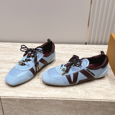 Louis Vuitton路易威登驴牌春夏Sneakerina系列 芭蕾运动鞋 德训鞋 平底鞋 原版三对购入开发完美复 Louis Vuitton路易威登驴牌春夏Sneakerina系列 芭蕾运动鞋 德训鞋 平底鞋 原版三对购入开发完美复