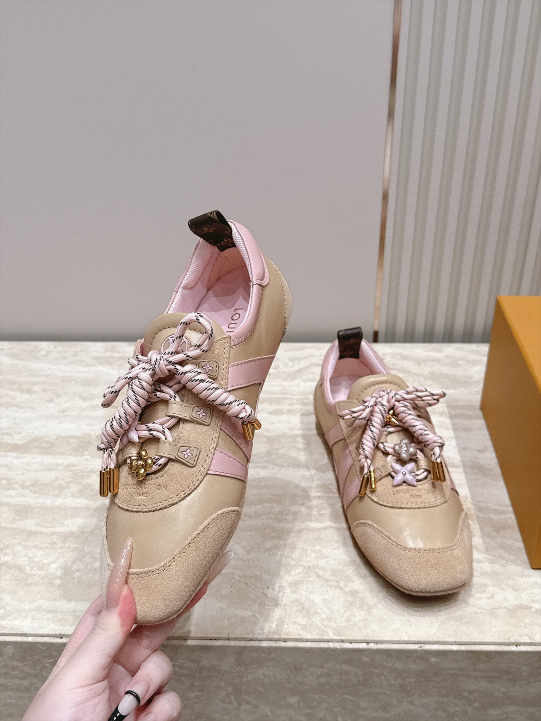 Louis Vuitton路易威登驴牌春夏Sneakerina系列 芭蕾运动鞋 德训鞋 平底鞋  原版三对购入开发完美复