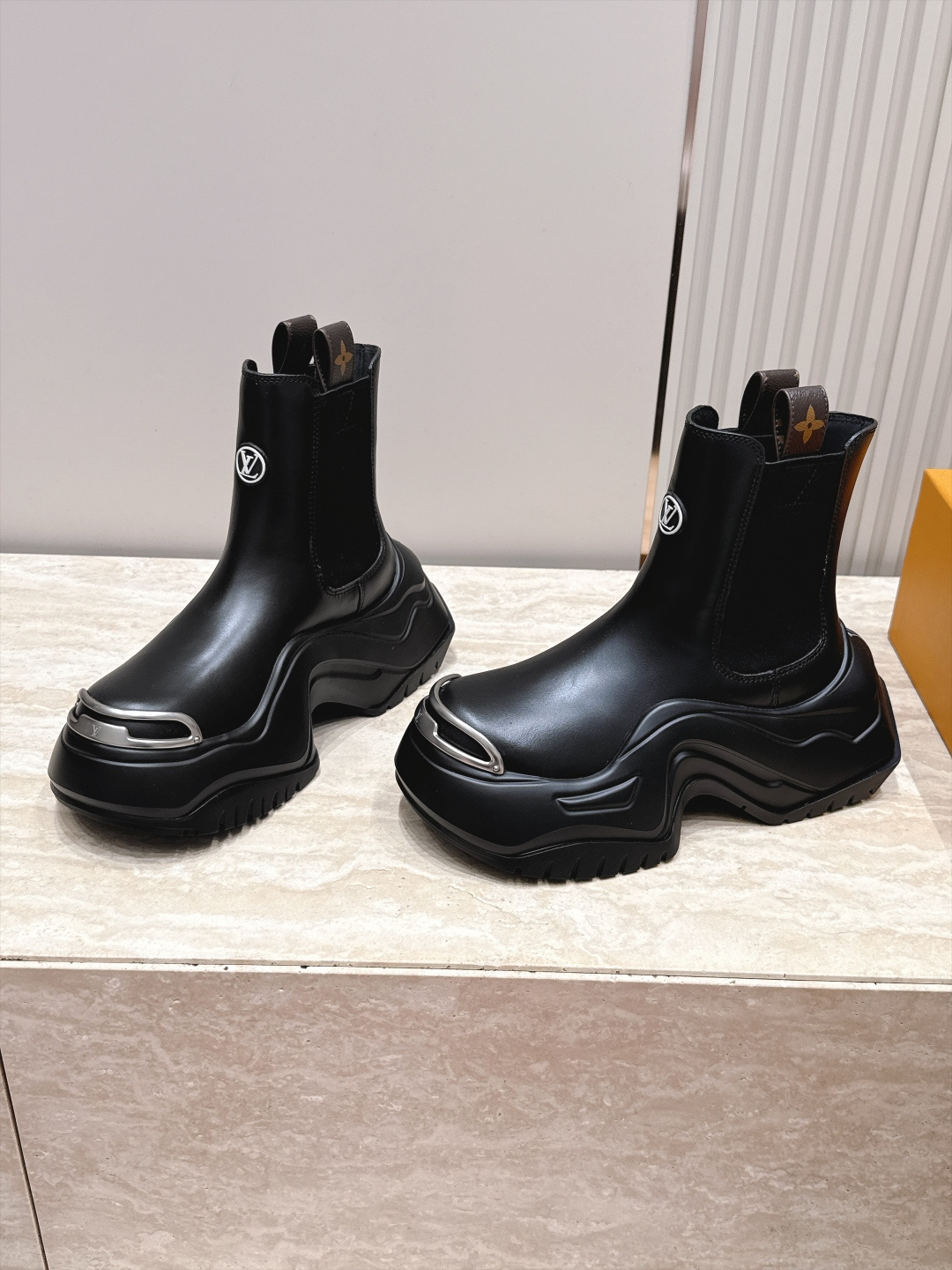 Louis Vuitton Women Shoes