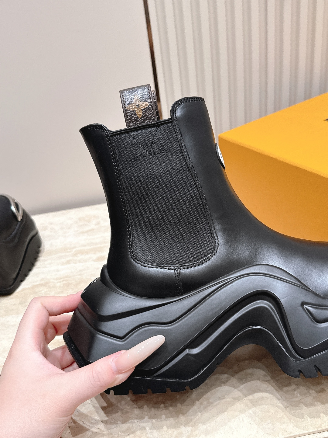 Louis Vuitton Women Shoes