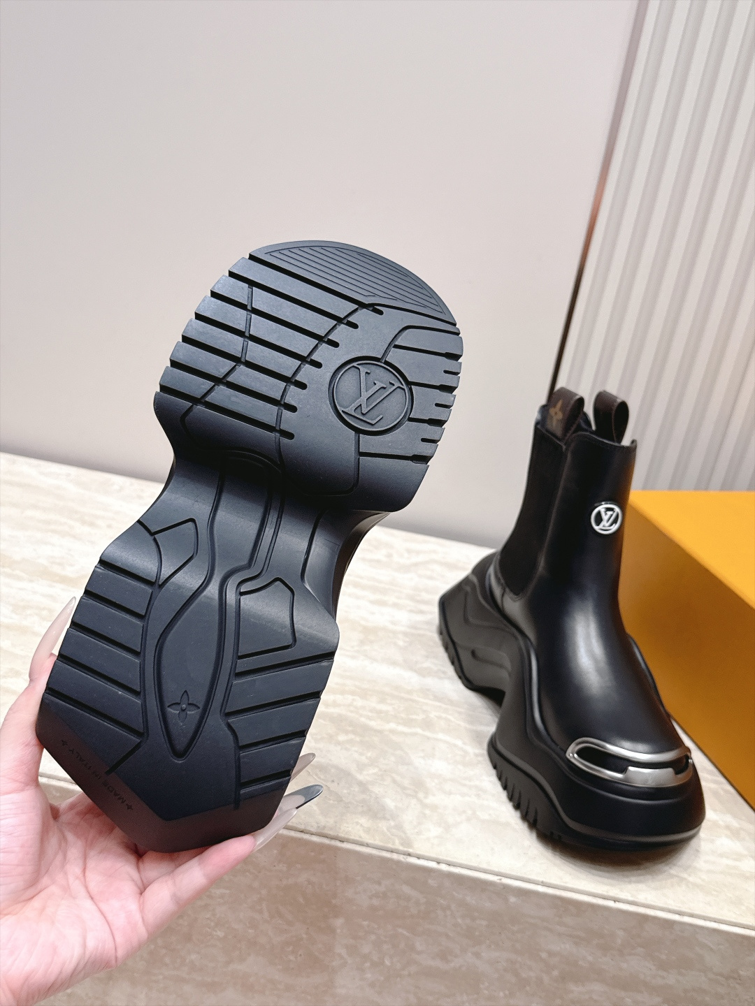 Louis Vuitton Women Shoes