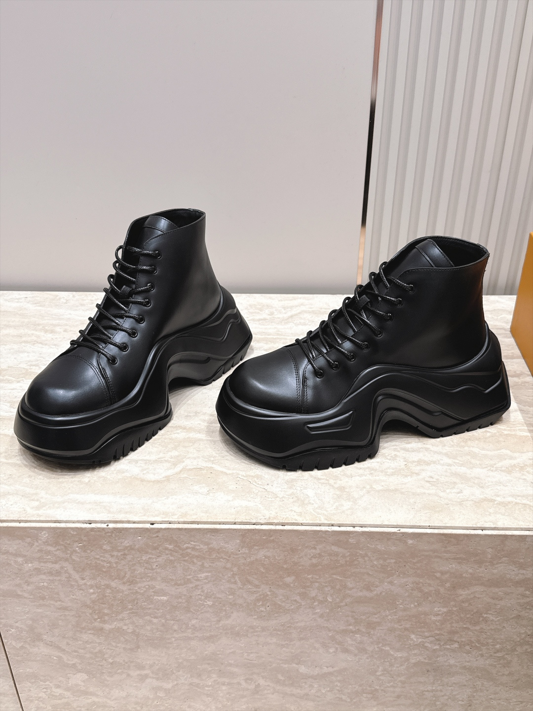 Louis Vuitton Women Shoes