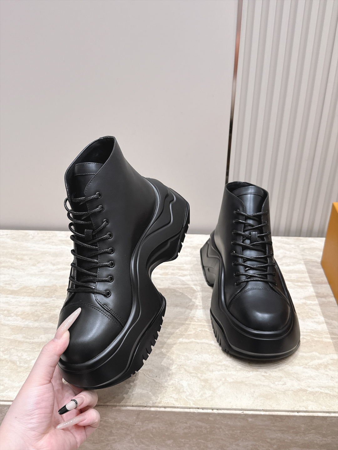 Louis Vuitton Women Shoes