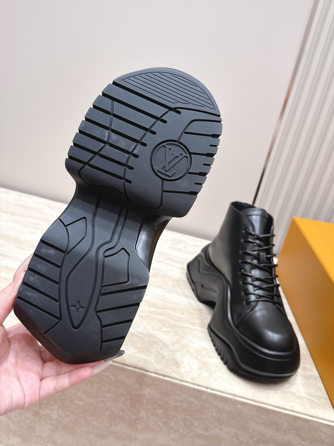 Louis Vuitton Women Shoes