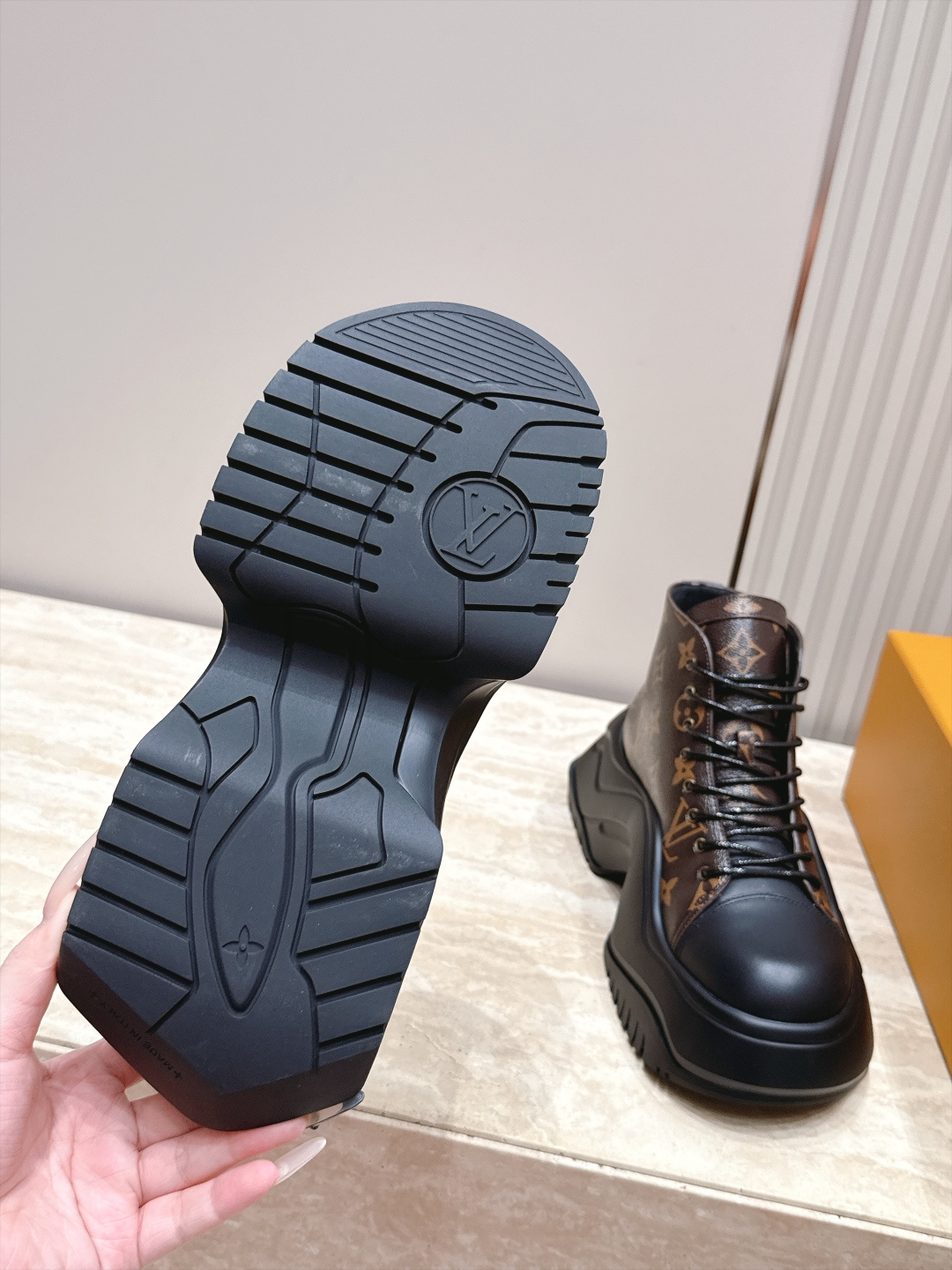 Louis Vuitton Women Shoes