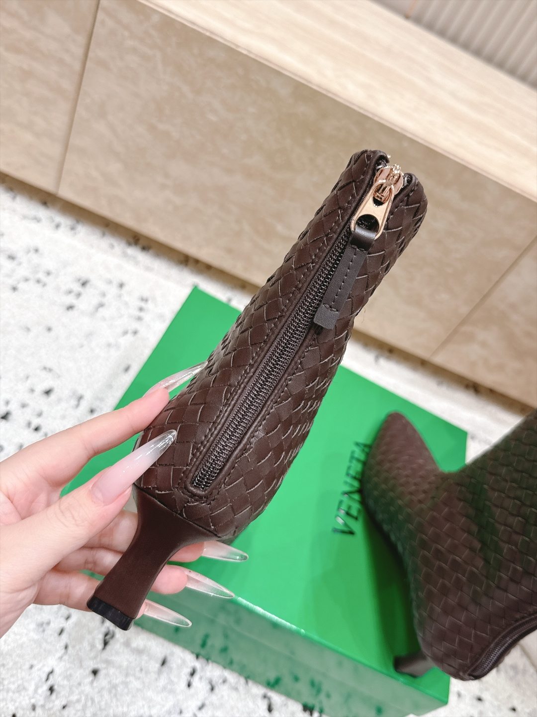 顶级版本  Bottega Veneta| 26秋冬新款BV 编织极简风高跟短靴系列单品 牛油皮 全真皮  优雅材质运用