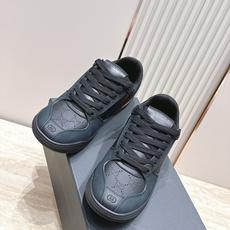 情侣款 Gucci古驰G家 Screener系列 休闲 运动鞋 Gucci Primavera系列通过融合创新与务实 情侣款 Gucci古驰G家 Screener系列 休闲 运动鞋 Gucci Primavera系列通过融合创新与务实