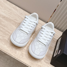 情侣款 Gucci古驰G家 Screener系列 休闲 运动鞋 Gucci Primavera系列通过融合创新与务实 情侣款 Gucci古驰G家 Screener系列 休闲 运动鞋 Gucci Primavera系列通过融合创新与务实