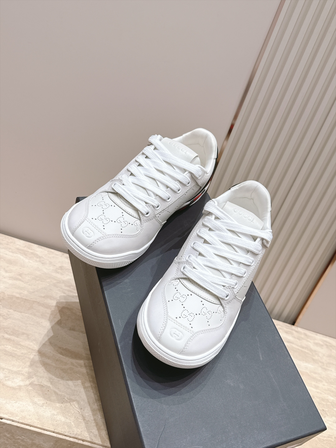 情侣款  Gucci古驰G家 Screener系列 休闲 运动鞋  Gucci Primavera系列通过融合创新与务实