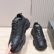 情侣款 巴黎世家 balenciaga 经典TriPleS TaPe TyPe 3D打印款 魔鬼一号老爹鞋 简直太绝啦! 情侣款 巴黎世家 balenciaga 经典TriPleS TaPe TyPe 3D打印款 魔鬼一号老爹鞋 简直太绝啦!