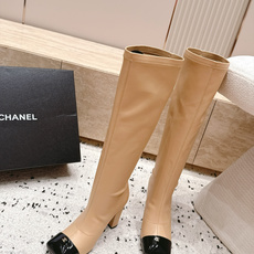 Chanel 香奈儿 2026vs秋冬新品靴子系列……弹力方头高跟高筒靴长靴 经典拼色 高级感满满 超飒战靴,上脚显瘦增 Chanel 香奈儿 2026vs秋冬新品靴子系列……弹力方头高跟高筒靴长靴 经典拼色 高级感满满 超飒战靴,上脚显瘦增