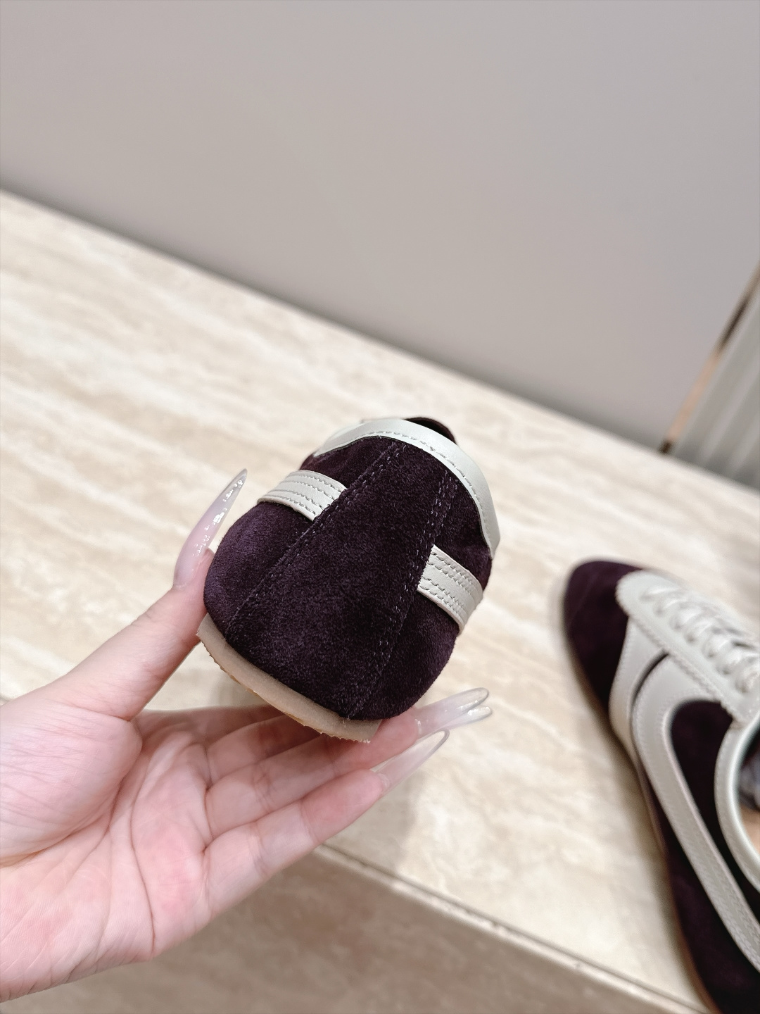 Dries Van Noten 26新色 阿甘鞋 德训运动鞋  高级煅面，皮面拼接打造，灵感来自复古，全新演绎经典，轻便