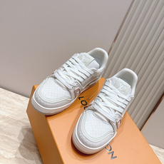 顶级版本: 情侣款 新色系! LV trainer~~全新升级版~~经典回归❗ 情侣款,滑板鞋,篮球鞋,运动鞋…… LV 顶级版本: 情侣款 新色系! LV trainer~~全新升级版~~经典回归❗ 情侣款,滑板鞋,篮球鞋,运动鞋…… LV
