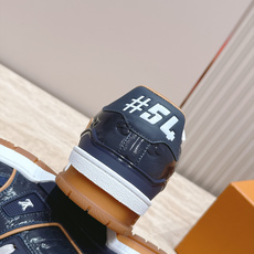 顶级版本: 情侣款 新色系! LV trainer~~全新升级版~~经典回归❗ 情侣款,滑板鞋,篮球鞋,运动鞋…… LV 顶级版本: 情侣款 新色系! LV trainer~~全新升级版~~经典回归❗ 情侣款,滑板鞋,篮球鞋,运动鞋…… LV