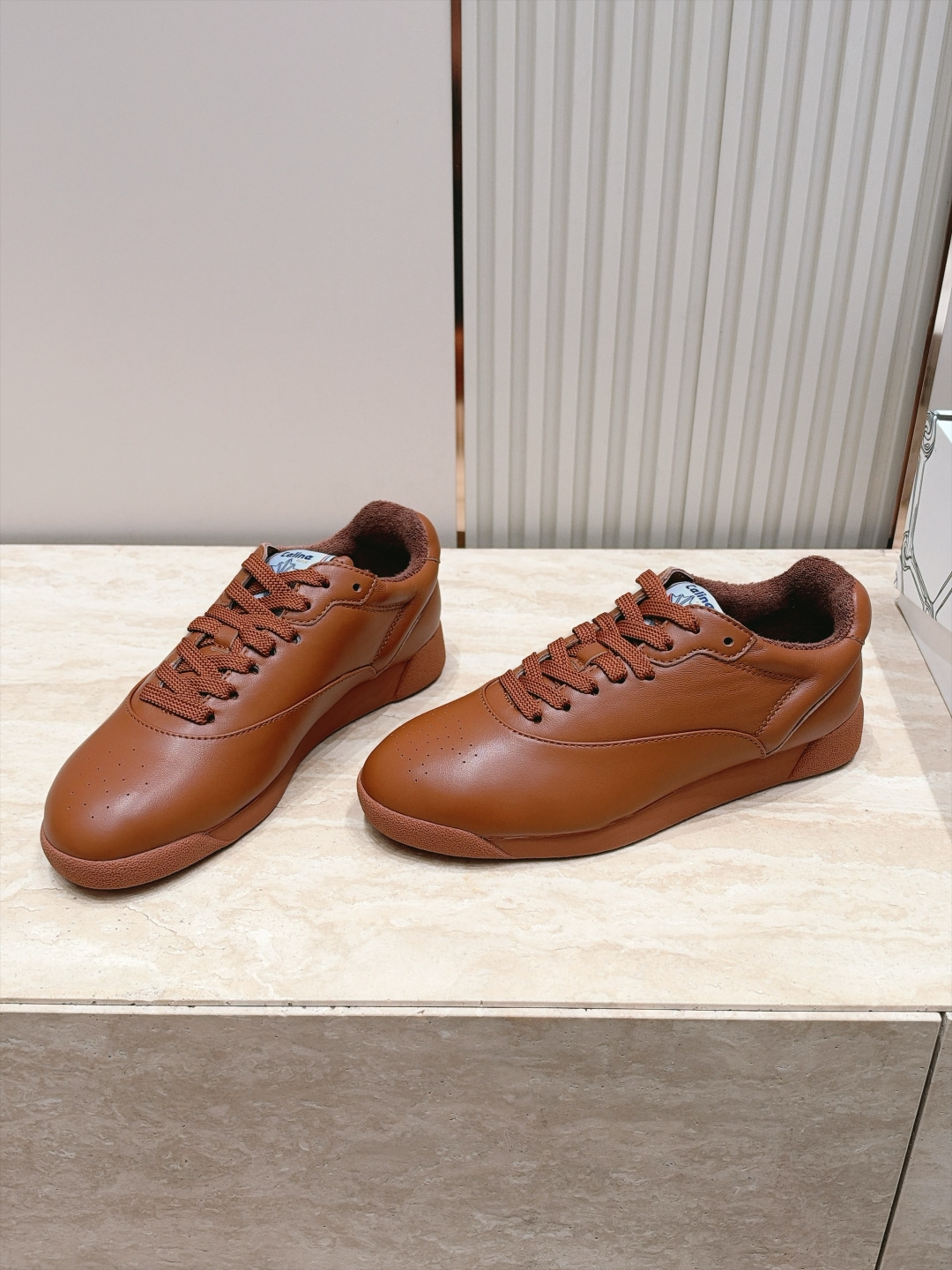 火🔥爆款 Celine & Reebok 联名款 德训鞋 休闲运动鞋 超多明星网红种草 Celine与Reebok的 火🔥爆款 Celine & Reebok 联名款 德训鞋 休闲运动鞋 超多明星网红种草 Celine与Reebok的