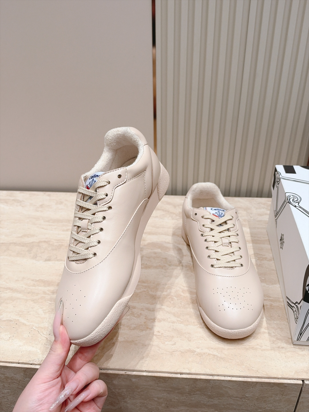 火🔥爆款 Celine & Reebok  联名款 德训鞋 休闲运动鞋  超多明星网红种草 Celine与Reebok的