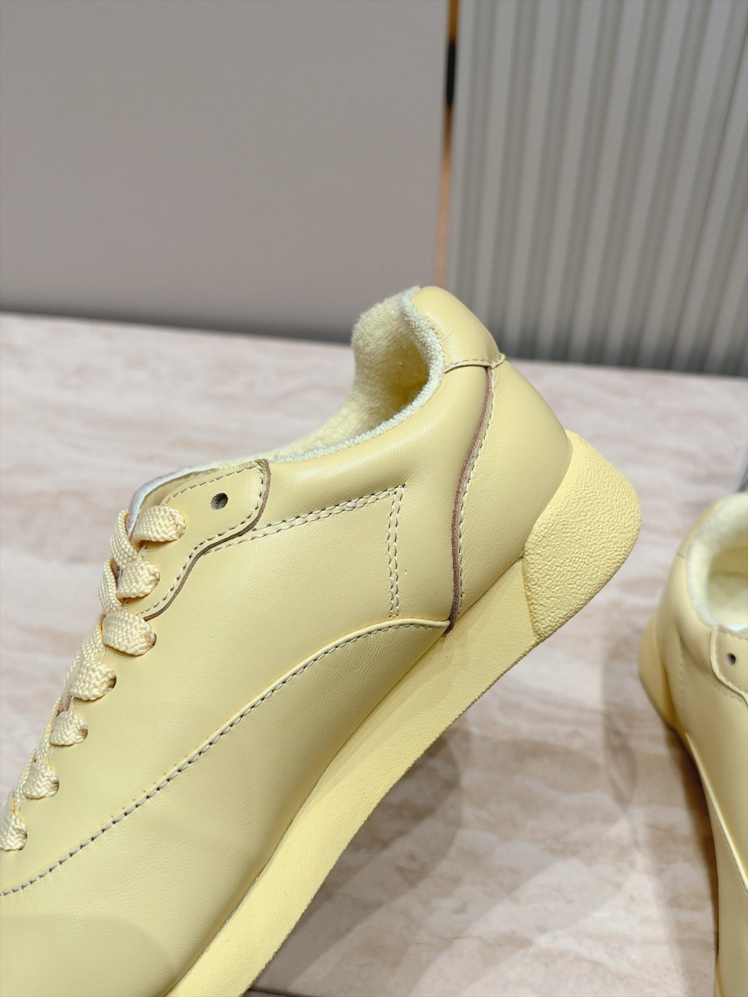 火🔥爆款 Celine & Reebok  联名款 德训鞋 休闲运动鞋  超多明星网红种草 Celine与Reebok的