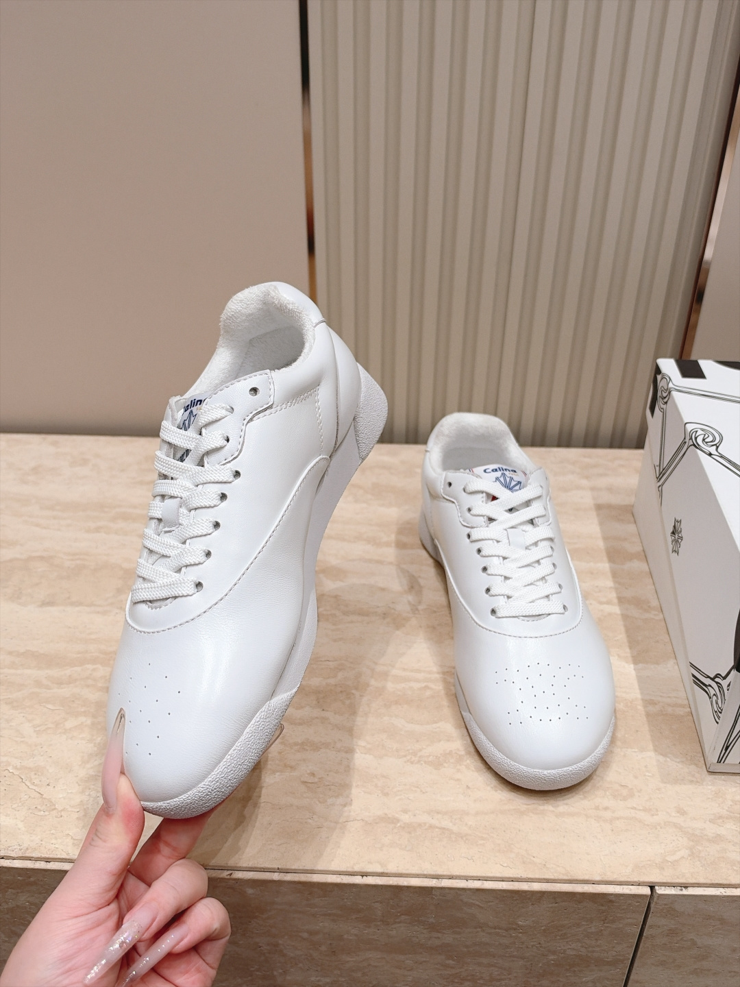 火🔥爆款 Celine & Reebok  联名款 德训鞋 休闲运动鞋  超多明星网红种草 Celine与Reebok的