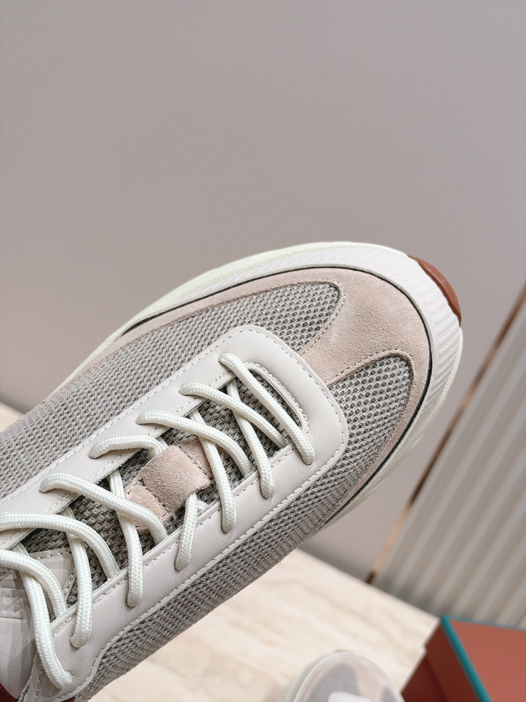 男款 Loro Piana x NewBalance 联名款LP x NB 990v6系列复古 休闲 运动鞋 原版购入开 男款 Loro Piana x NewBalance 联名款LP x NB 990v6系列复古 休闲 运动鞋 原版购入开
