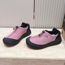 女 情侣款 男+10 UGG~26vs早秋季新款厚底毛鞋系列…… 【情侣圆头厚底毛鞋】 一款不会撞衫的鞋子、简约的隔 女 情侣款 男+10 UGG~26vs早秋季新款厚底毛鞋系列…… 【情侣圆头厚底毛鞋】 一款不会撞衫的鞋子、简约的隔