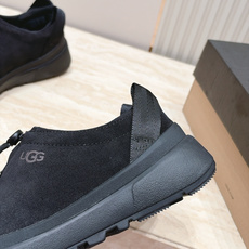女 情侣款 男+10 UGG~26vs早秋季新款厚底毛鞋系列…… 【情侣圆头厚底毛鞋】 一款不会撞衫的鞋子、简约的隔 女 情侣款 男+10 UGG~26vs早秋季新款厚底毛鞋系列…… 【情侣圆头厚底毛鞋】 一款不会撞衫的鞋子、简约的隔