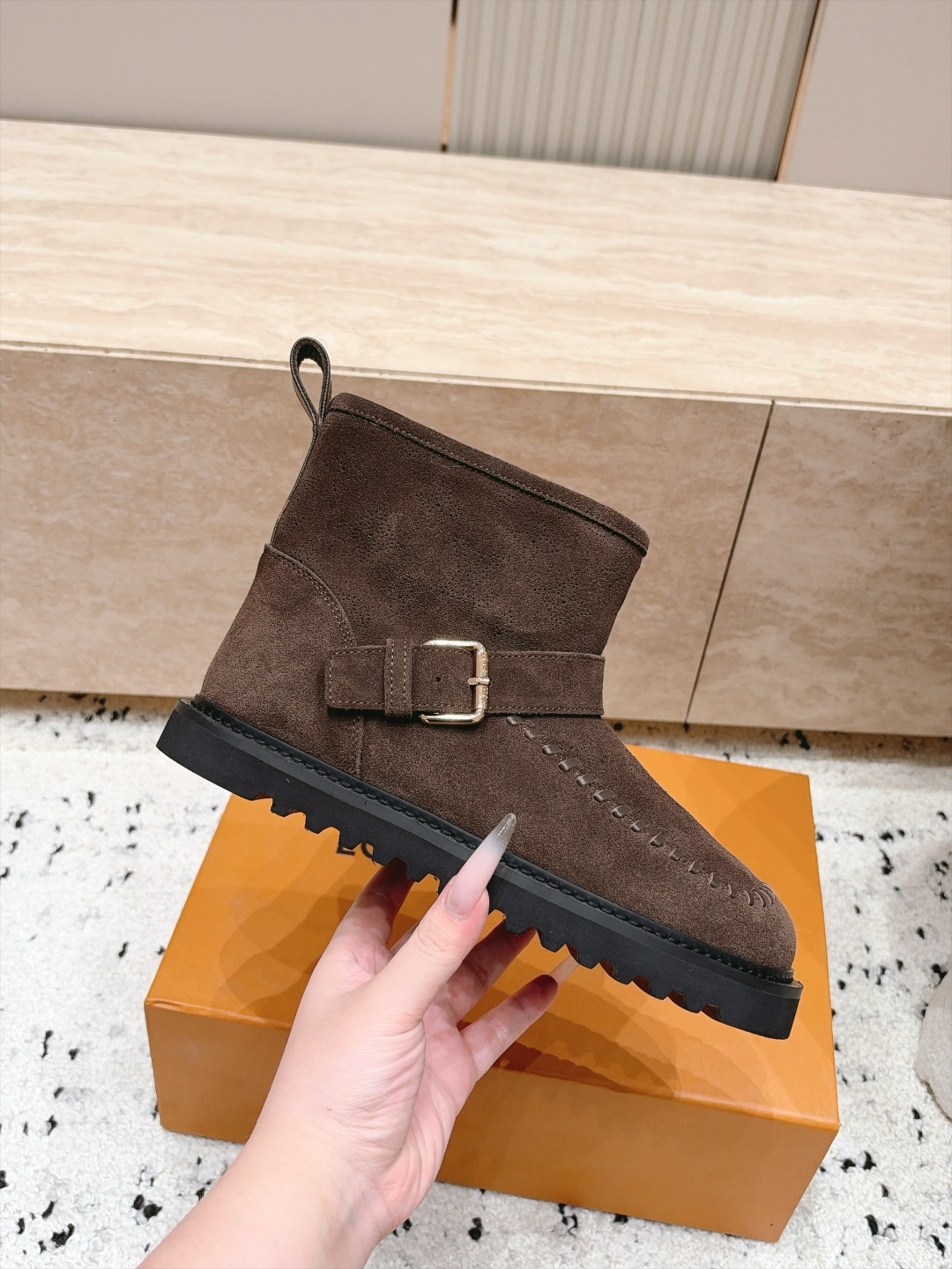 LOUIS VUITTON 26/ 秋冬新款 老花雪地靴 LV冬季滑雪系列Monogram雪地靴，辦识度超高！内里柔软羊