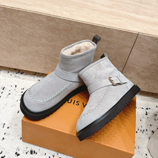 LOUIS VUITTON 26/ 秋冬新款 老花雪地靴 LV冬季滑雪系列Monogram雪地靴,辦识度超高!内里柔软羊 LOUIS VUITTON 26/ 秋冬新款 老花雪地靴 LV冬季滑雪系列Monogram雪地靴,辦识度超高!内里柔软羊