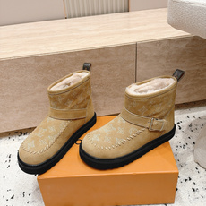 LOUIS VUITTON 26/ 秋冬新款 老花雪地靴 LV冬季滑雪系列Monogram雪地靴,辦识度超高!内里柔软羊 LOUIS VUITTON 26/ 秋冬新款 老花雪地靴 LV冬季滑雪系列Monogram雪地靴,辦识度超高!内里柔软羊