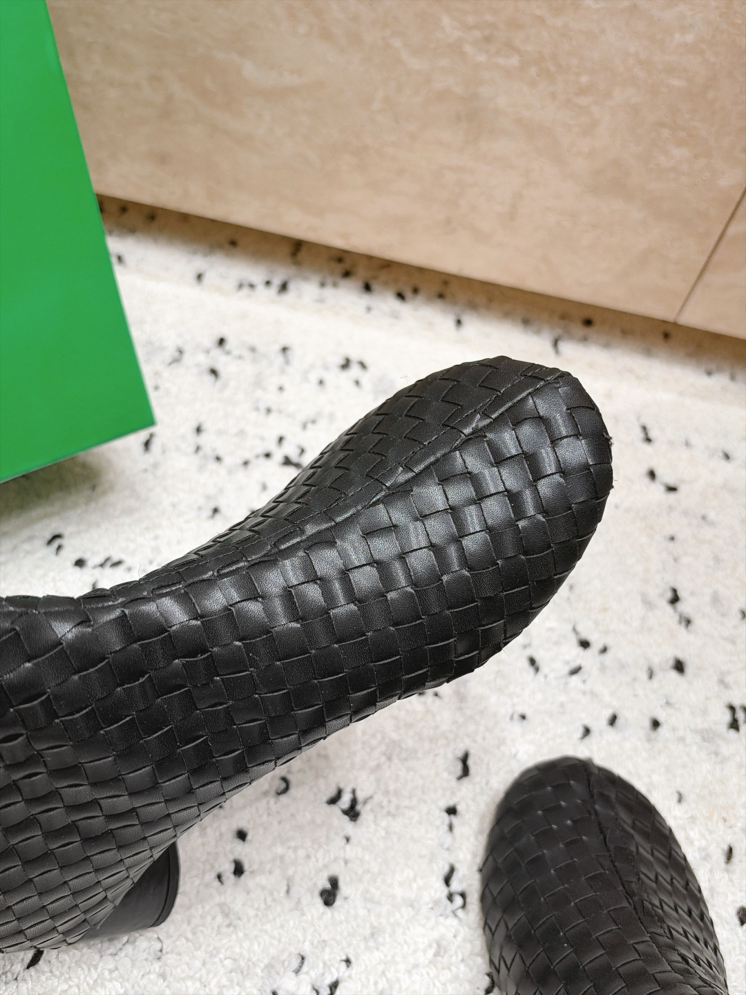 顶级版本  Bottega Veneta| 26秋冬新款BV 编织极简风短靴系列单品 牛油皮 全真皮  优雅材质运用在鞋