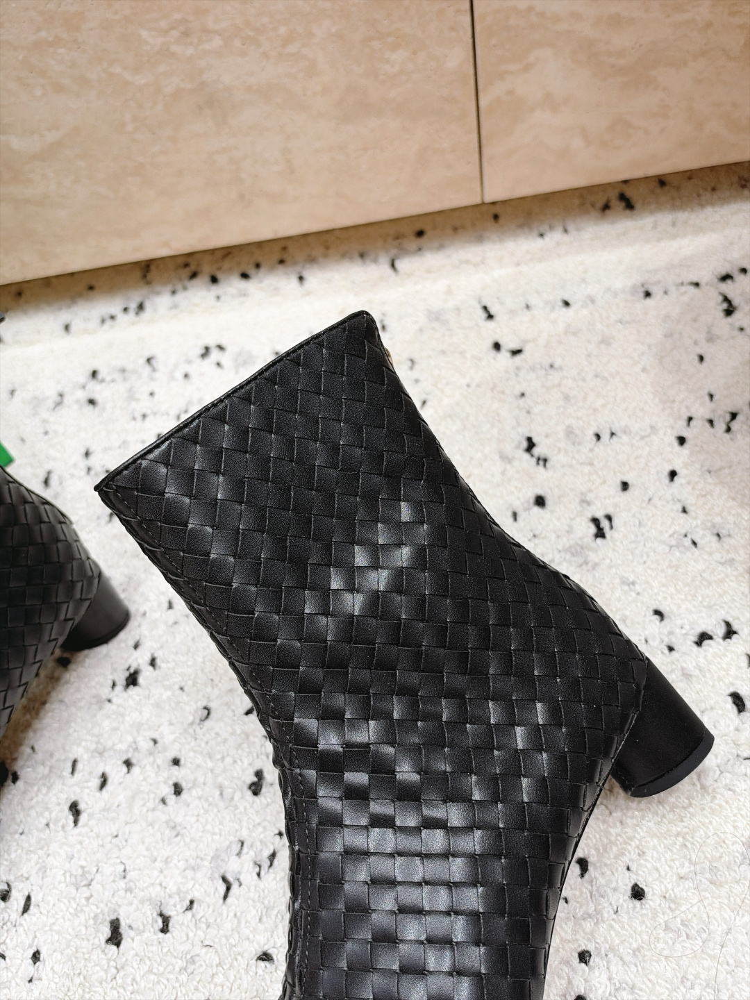 顶级版本  Bottega Veneta| 26秋冬新款BV 编织极简风短靴系列单品 牛油皮 全真皮  优雅材质运用在鞋