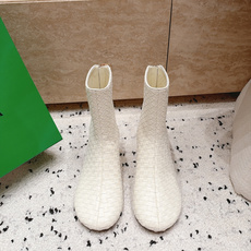 顶级版本 Bottega Veneta| 26秋冬新款BV 编织极简风短靴系列单品 牛油皮 全真皮 优雅材质运用在鞋 顶级版本 Bottega Veneta| 26秋冬新款BV 编织极简风短靴系列单品 牛油皮 全真皮 优雅材质运用在鞋