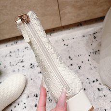 顶级版本 Bottega Veneta| 26秋冬新款BV 编织极简风短靴系列单品 牛油皮 全真皮 优雅材质运用在鞋 顶级版本 Bottega Veneta| 26秋冬新款BV 编织极简风短靴系列单品 牛油皮 全真皮 优雅材质运用在鞋