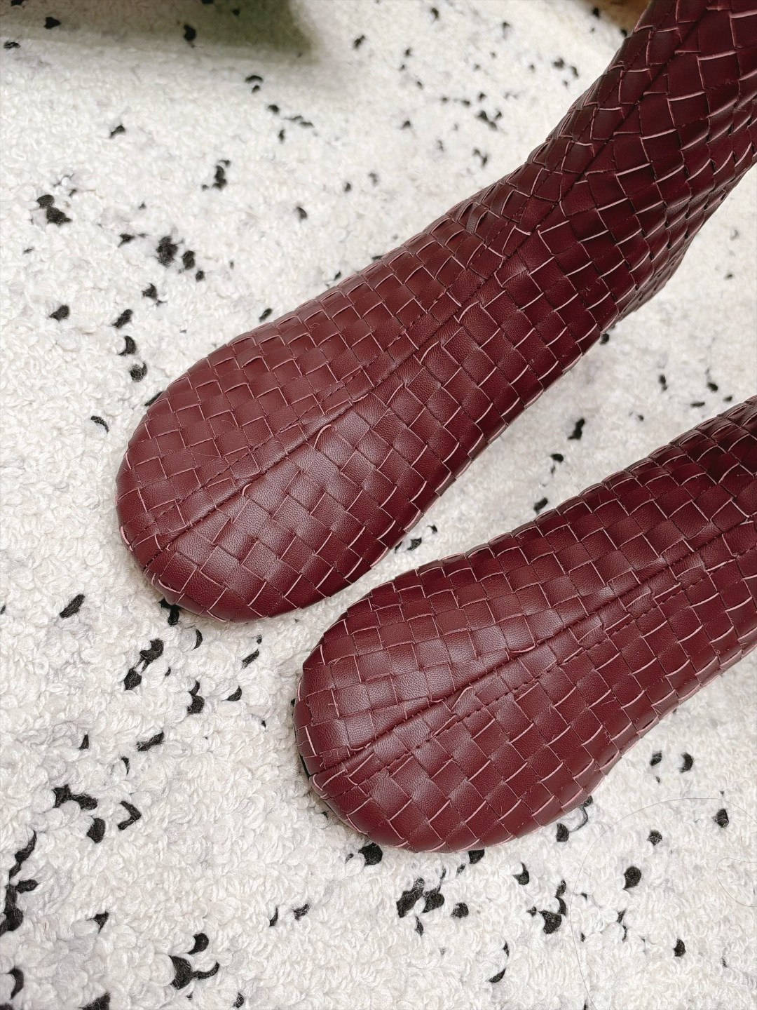 顶级版本  Bottega Veneta| 26秋冬新款BV 编织极简风短靴系列单品 牛油皮 全真皮  优雅材质运用在鞋