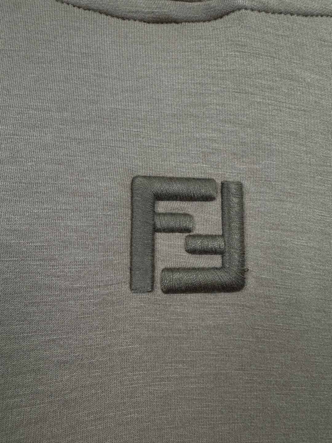 Fendi Classic Handcrafted Luxury Leather Shoulder Bag Ref.1CC6F35F 4