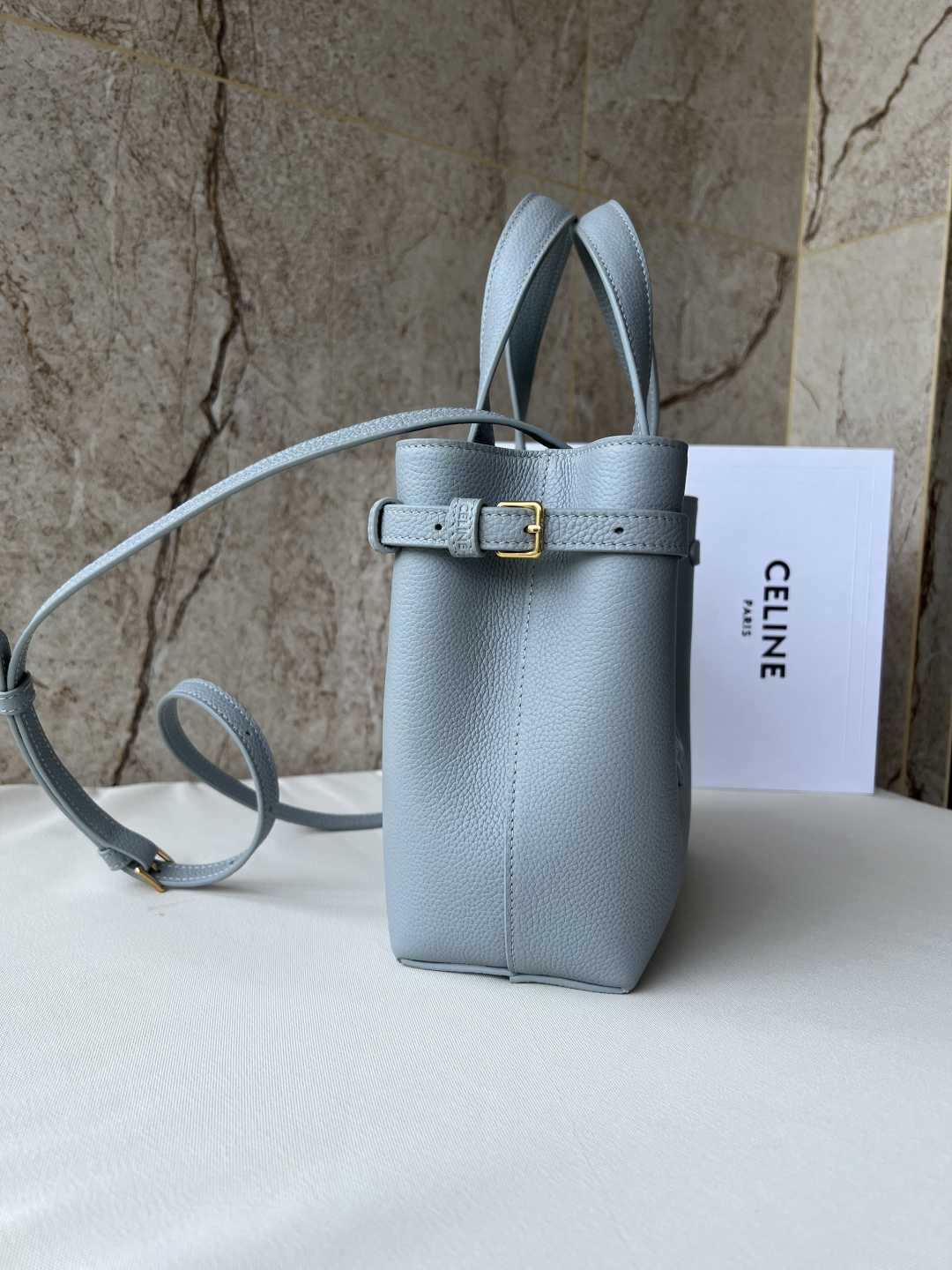 CABAS ANAIS 粒面牛皮革手袋 小号 - 高級感あふれるシンプルなトートバッグ