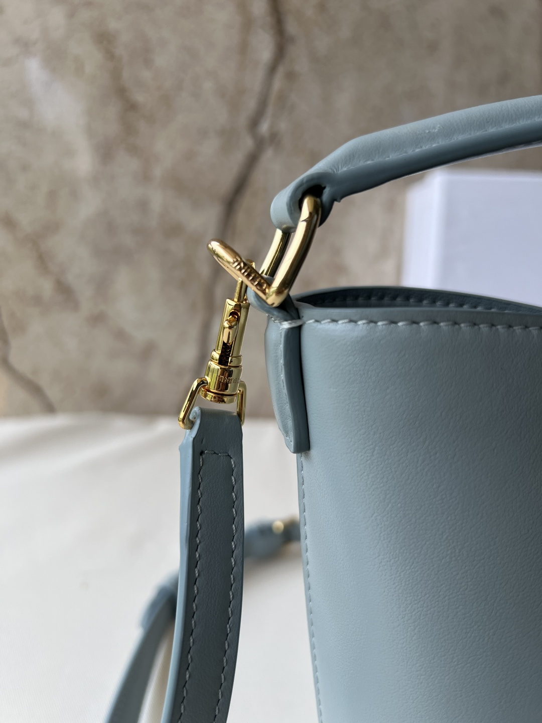 LOUIS VUITTON 迷你水桶バッグ - 高級牛皮革使用