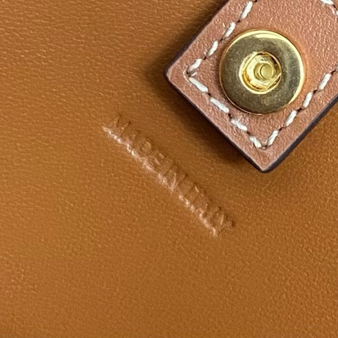 P860愛心包 - 可愛らしい老花デザイン