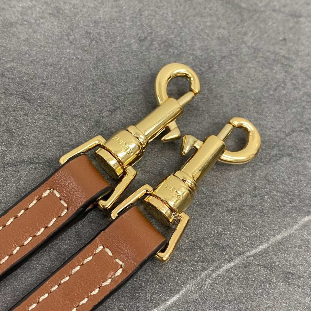 P860愛心包 - 可愛らしい老花デザイン