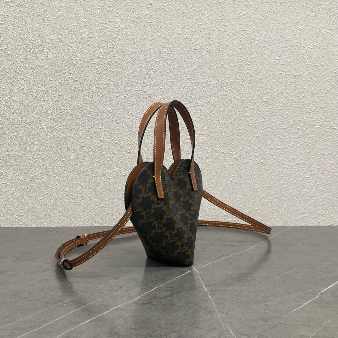 P860愛心包 - 可愛らしい老花デザイン