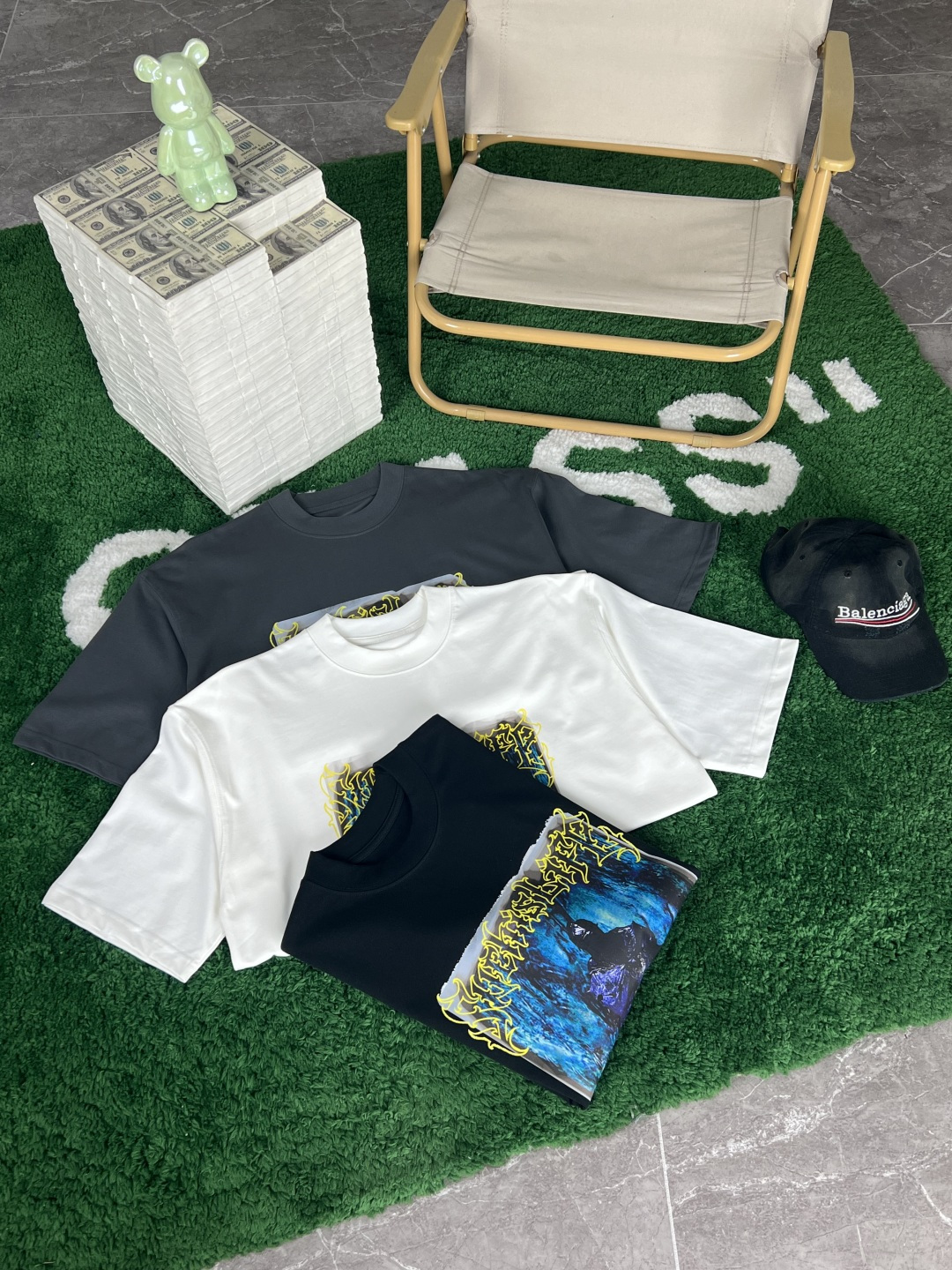 NO:415837,.Balenciaga Alliance 2025 Summer New Original High-end Version The fabric is made of 330 grams of high-density cotton, not deformed, not shrinkage, process introduction, double-line movement Imported machine technology Color black, white, gray SIZEm, L, XL, 2XL, 3xL Exclusive,,balenciaga,alexander wang19860909.巴黎世家联盟 2025夏季上新  原高版本 面料采用330克高密度纯棉 不变形 不缩水 工艺介绍双线走位 进口机器工艺 颜色黑色,白,灰 SIZEm,L,XL,2XL,3xL 独家专供,,balenciaga,alexander wang,Men's clothing