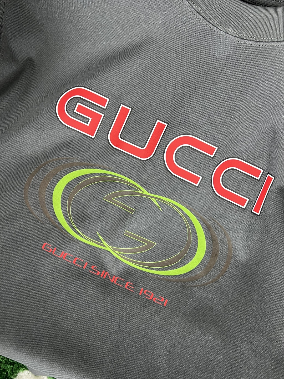 NO:518521,The event will continue to be effective and more than 20. Gucci original original product purchase agent 2025 summer new version Original high-end version The fabric is made of 330 grams of high-density pure cotton, not deformed and not shrinkage, process introduction, double-line movement Imported machine technology Color black, white, gray SIZEm, L, XL, 2XL, 3xL, gucci, alexander wang19860909活动款持续有效多让20 . Gucci原单正品代购 2025夏季上新  原高版本 面料采用330克高密度纯棉 不变形 不缩水 工艺介绍双线走位 进口机器工艺 颜色黑色,白,灰 SIZEm,L,XL,2XL,3xL,,gucci,alexander wang,Men's clothing