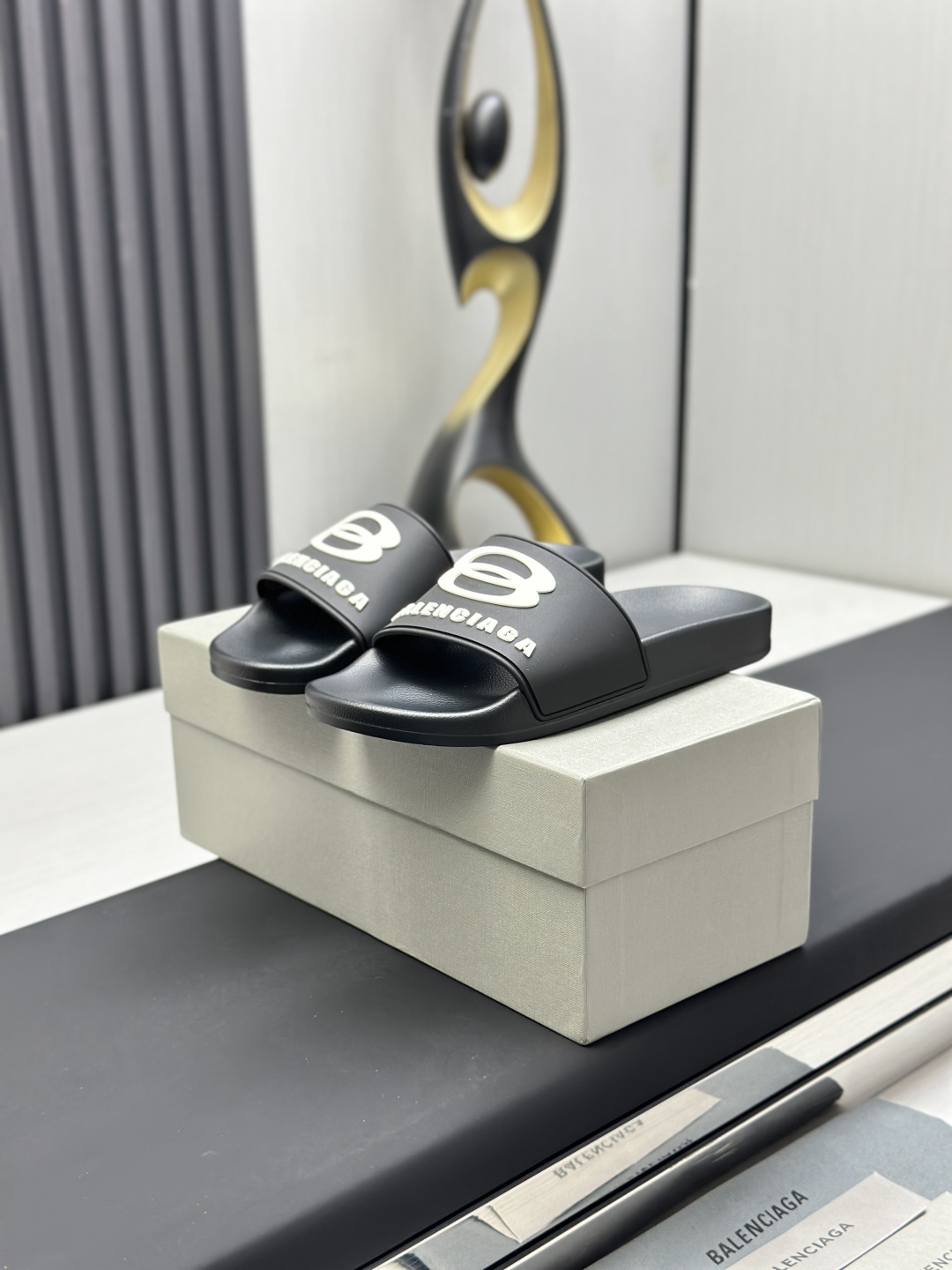 Balenciaga Political Campaign Logo Slides - Comfortable & Stylish Sandals 2 cmp i1745610891085 3562 0 0