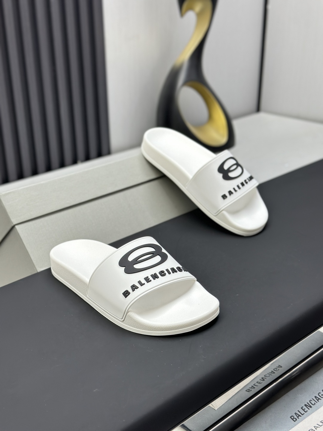 Balenciaga Political Campaign White Rubber Slide Sandals - Comfortable & Stylish 4 cmp i1745610934214 3543 0 2