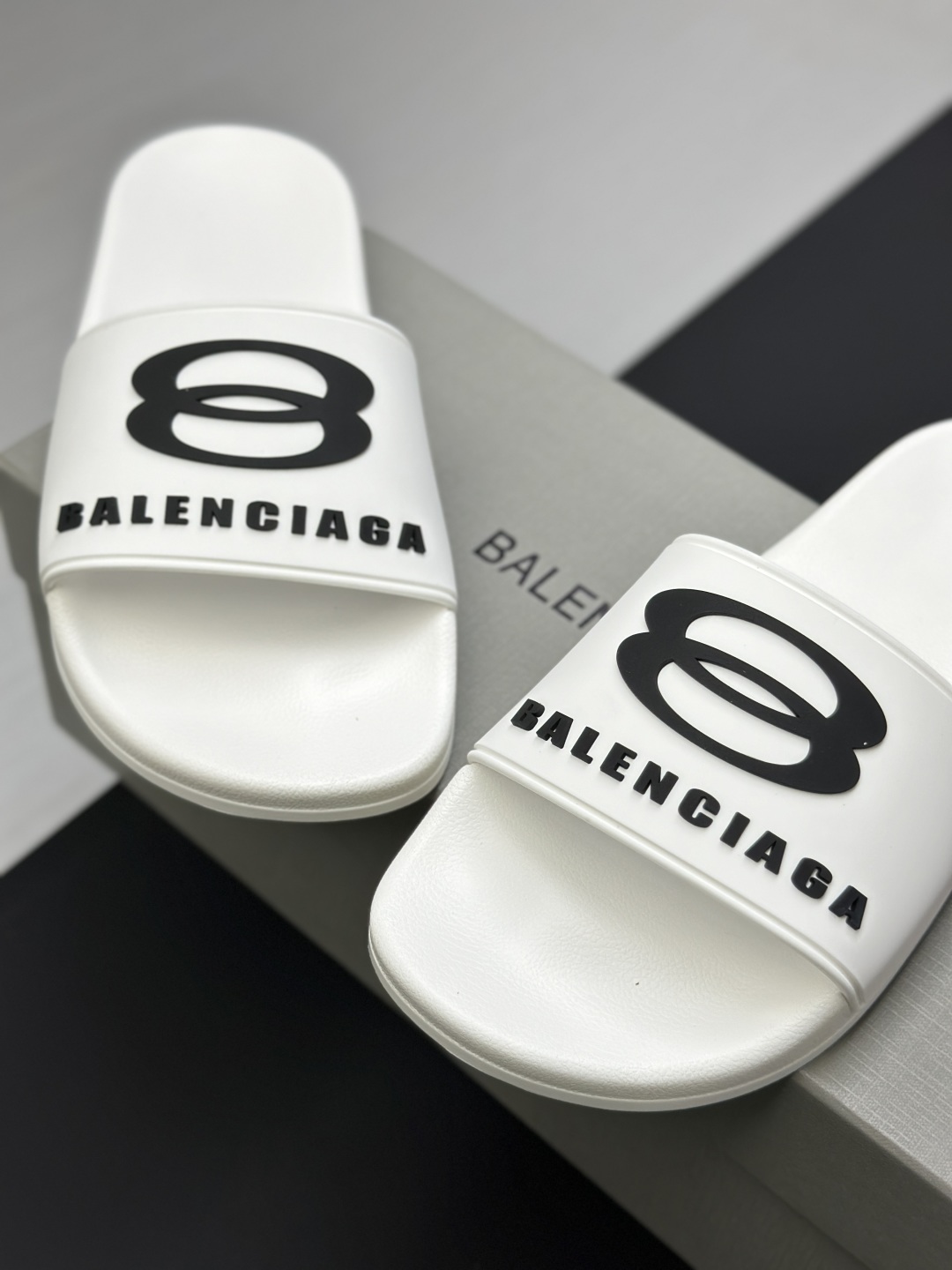 Balenciaga Political Campaign White Rubber Slide Sandals - Comfortable & Stylish 6 cmp i1745610934219 7917 0 4