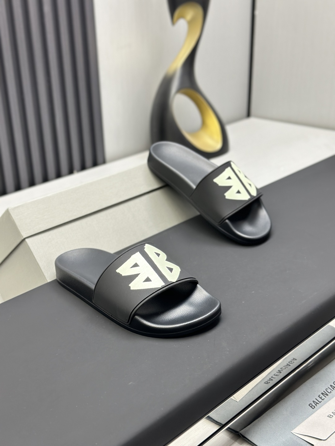Balenciaga Political Campaign Slides - Comfortable & Stylish Summer Sandals 4 cmp i1745610966267 4014 0 2